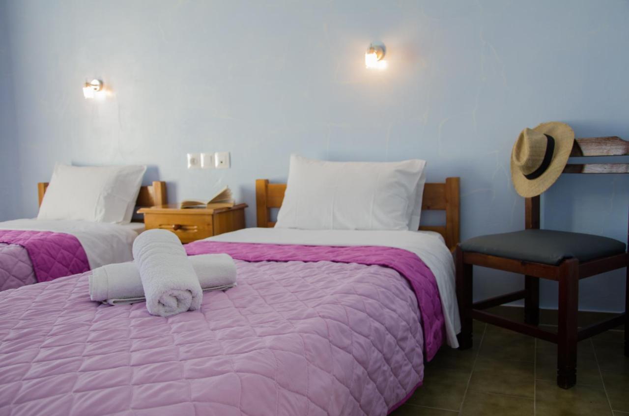 George & Irene Hotel イオス島 チョーラ 部屋 写真