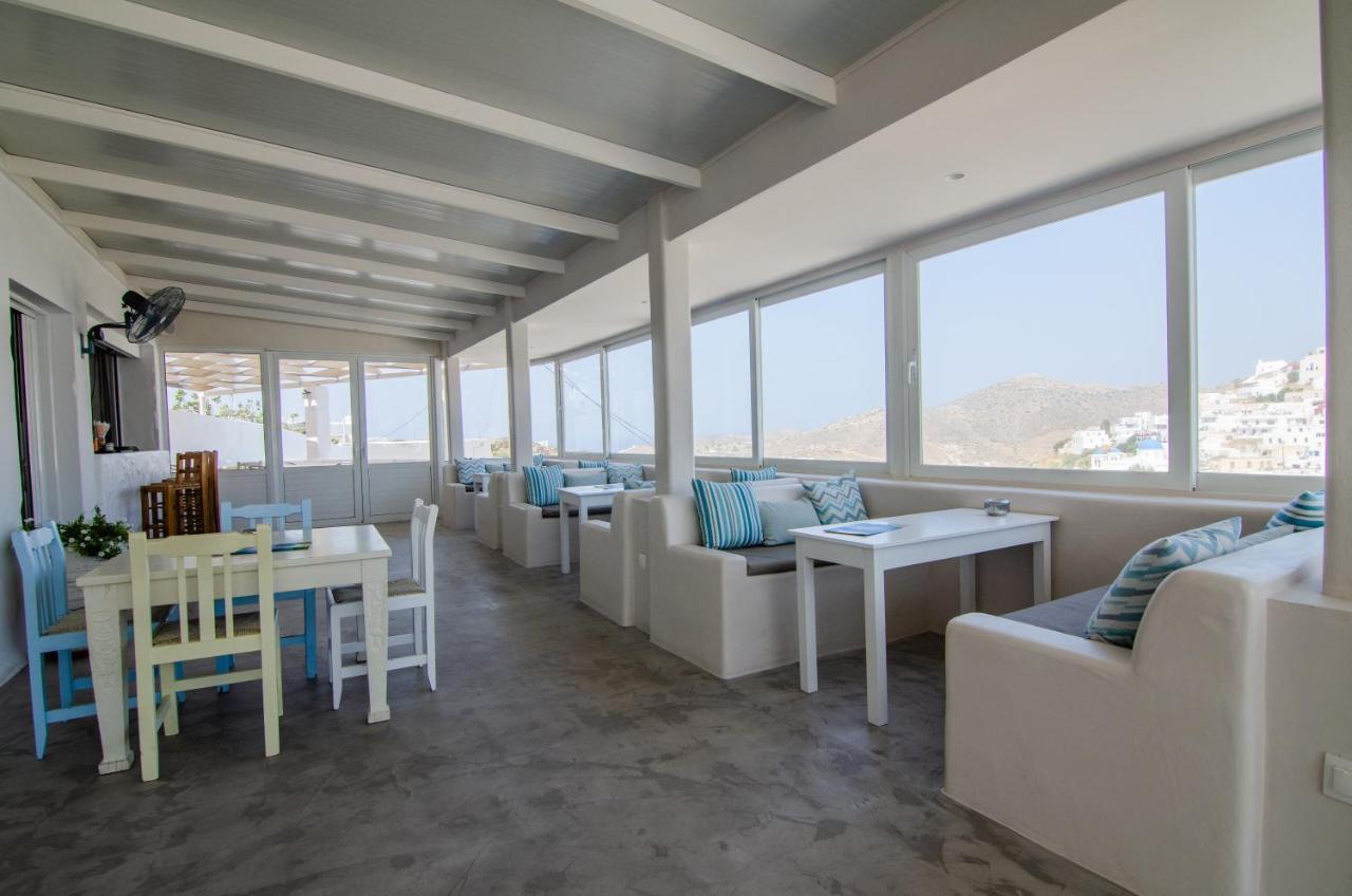 George & Irene Hotel イオス島 チョーラ エクステリア 写真
