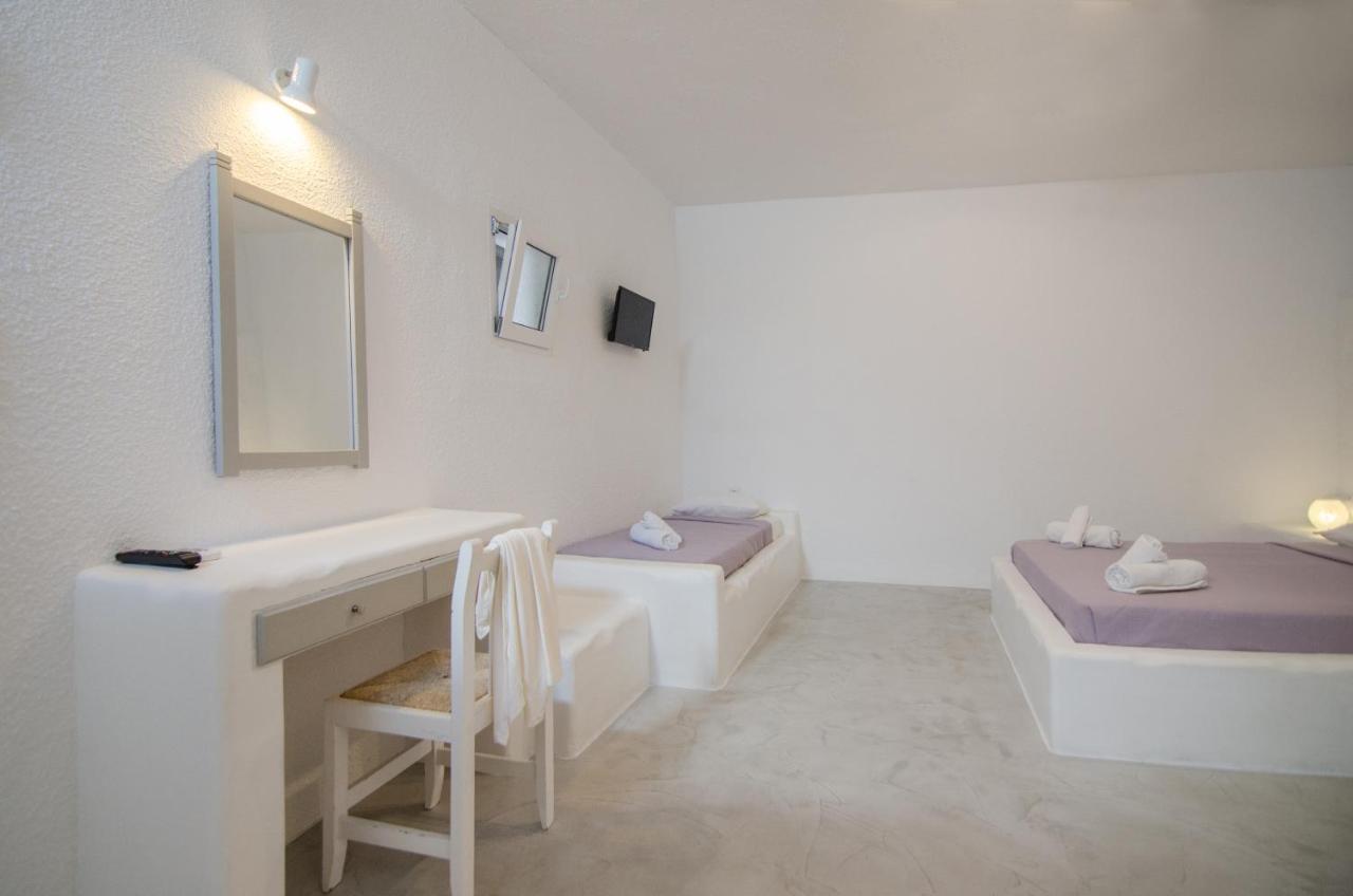 George & Irene Hotel イオス島 チョーラ エクステリア 写真