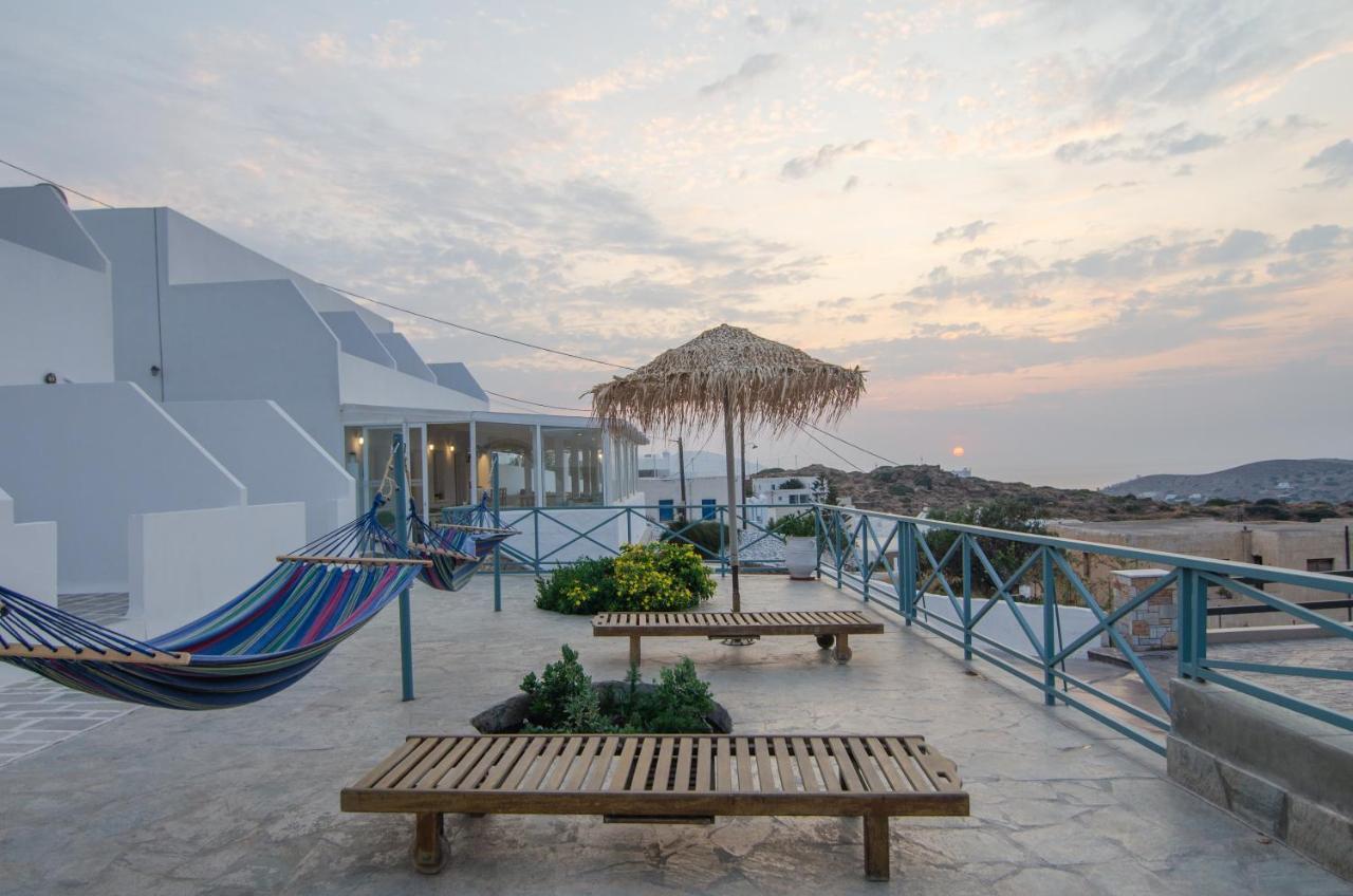 George & Irene Hotel イオス島 チョーラ エクステリア 写真